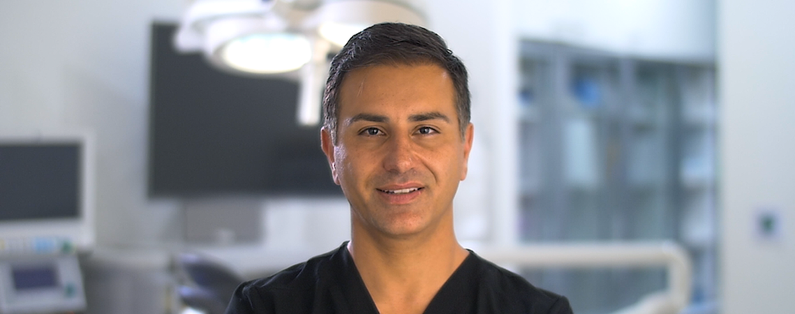 Facially Driven Immediate Implant Rehabilitation: Analog and Digital Workflows.