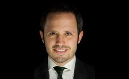 The Restorative Mindset: Treatment Planning Around Compromised Teeth and Implants